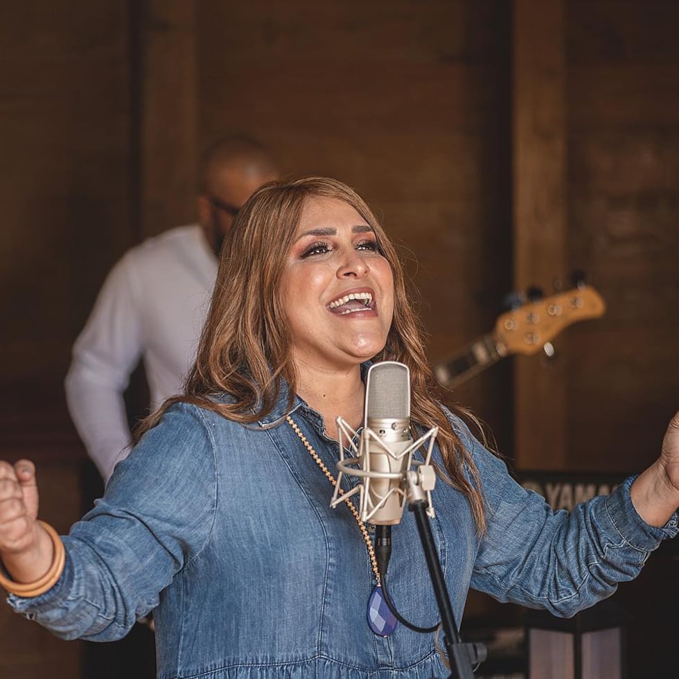 El 29 de enero de 2026, la artista anunció su salida de Puerto Rico hacia Estados Unidos.