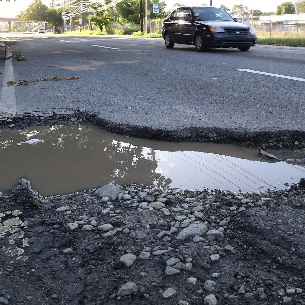 Fondos para repavimentación de carreteras estatales y al mejoramiento de la seguridad vial.