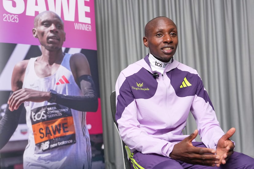 Sabastian Sawe conversó con The Associated Press luego de la carrera del domingo.