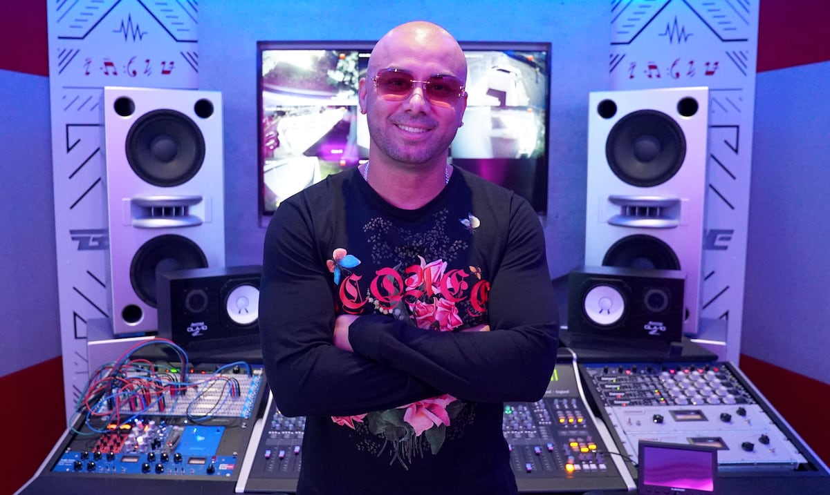 Wisin anuncia álbum "Universidad del Perreo" para el 3 de septiembre