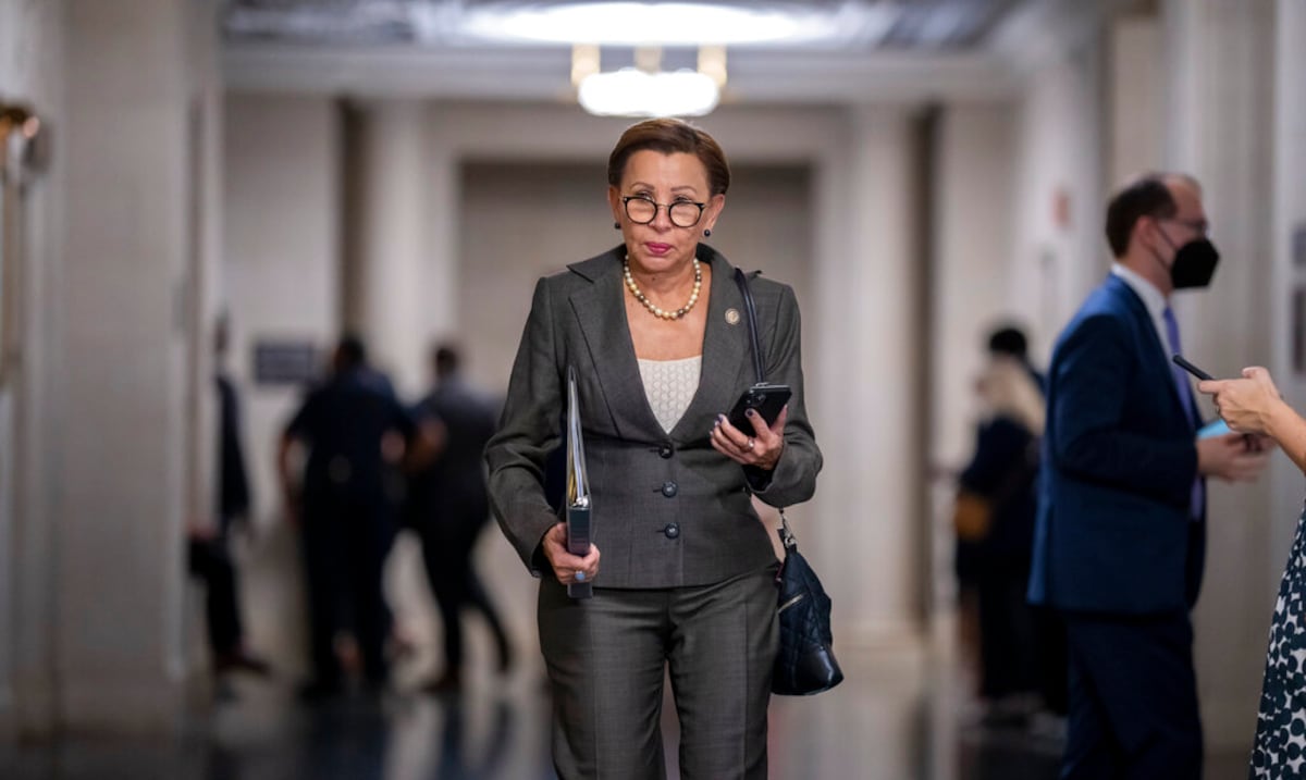Nydia Velázquez on allegations of vote-buying in exchange for drugs: “The FBI should investigate”