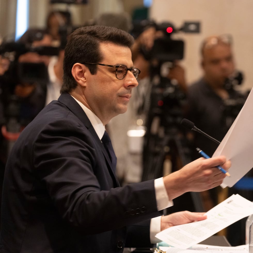 Domenech (en la foto) solicitó una extensión hasta el 15 de abril, pero el presidente del Senado, Thomas Rivera Schatz, fijó la fecha límite para este lunes, 20 de abril.