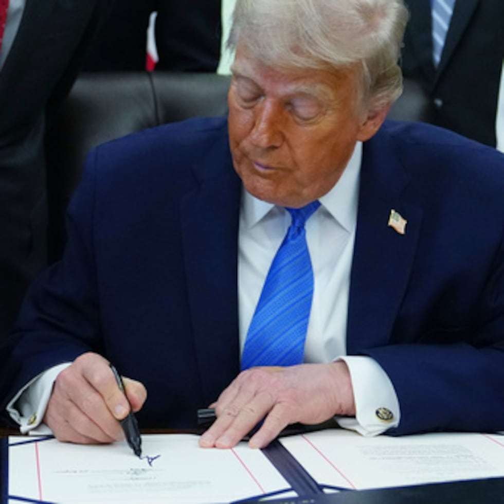 Trump había amenazado con lanzar ataques contra Irán y con tomar el control de sus industrias del petróleo y el gas.