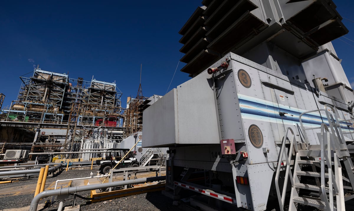 Elon Musk adquiere APR Energy, empresa que instaló megageneradores en Puerto Rico tras María