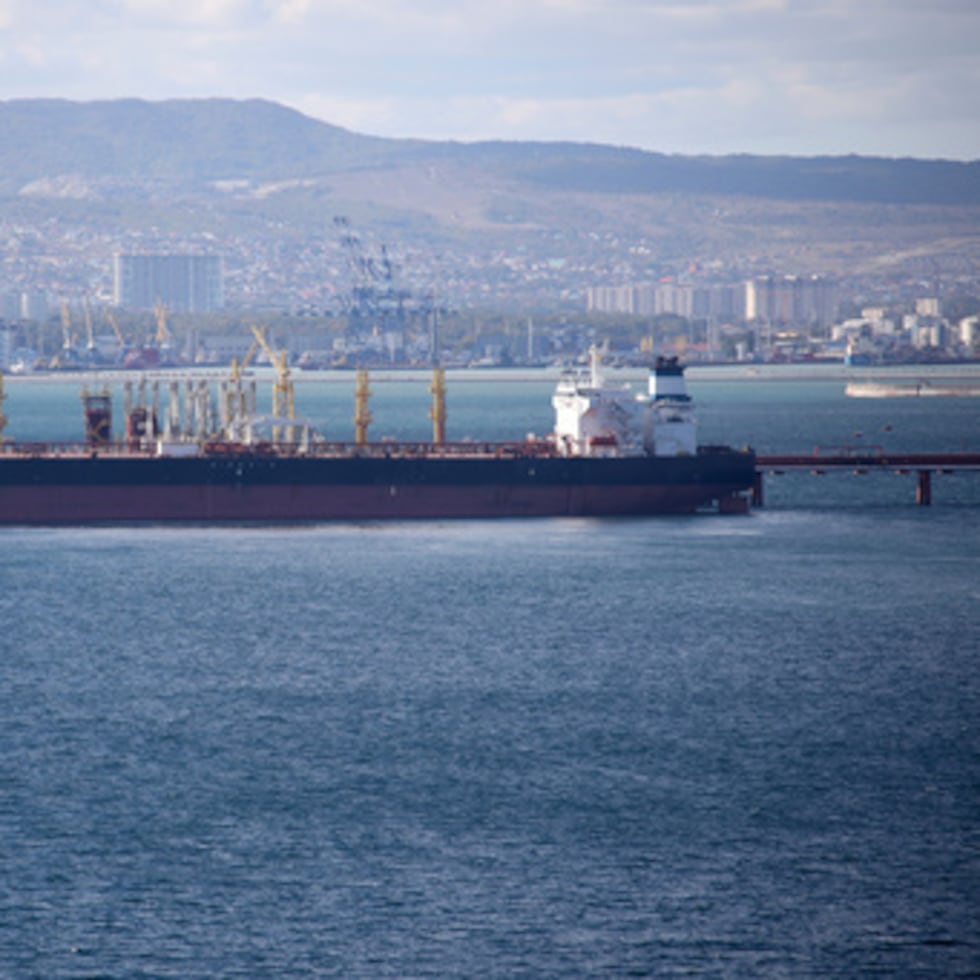 Los recientes ataques de Ucrania al puerto ruso de Novorossiysk, en el Mar Negro, han afectado los intereses petroleros estadounidenses en la zona.