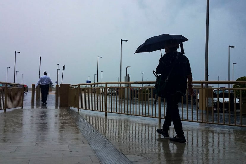 Los aguaceros podrían generar algunas inundaciones urbanas.