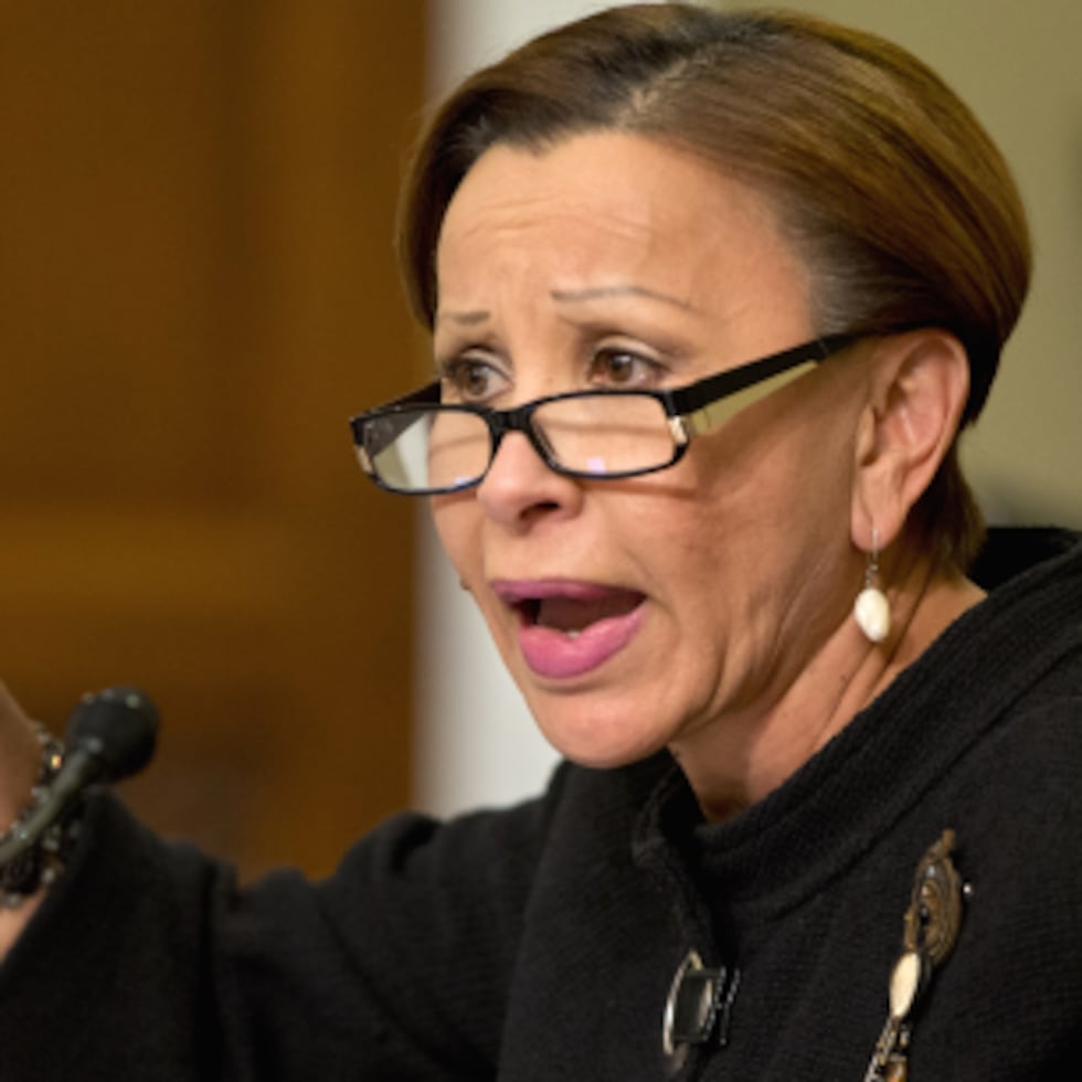 Nydia Velázquez y sus colegas demócratas advirtieron que el presidente de Argentina, Javier Milei, y su hermana "están siendo investigados por presuntamente aceptar sobornos para promover una estafa de criptomonedas”.