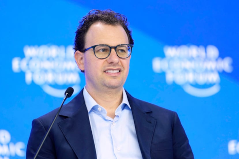 ARCHIVO - Dario Amodei, consejero delegado y cofundador de Anthropic, asiste a la reunión anual del Foro Económico Mundial en Davos, Suiza, el 23 de enero de 2025. (AP Photo/Markus Schreiber, Archivo)