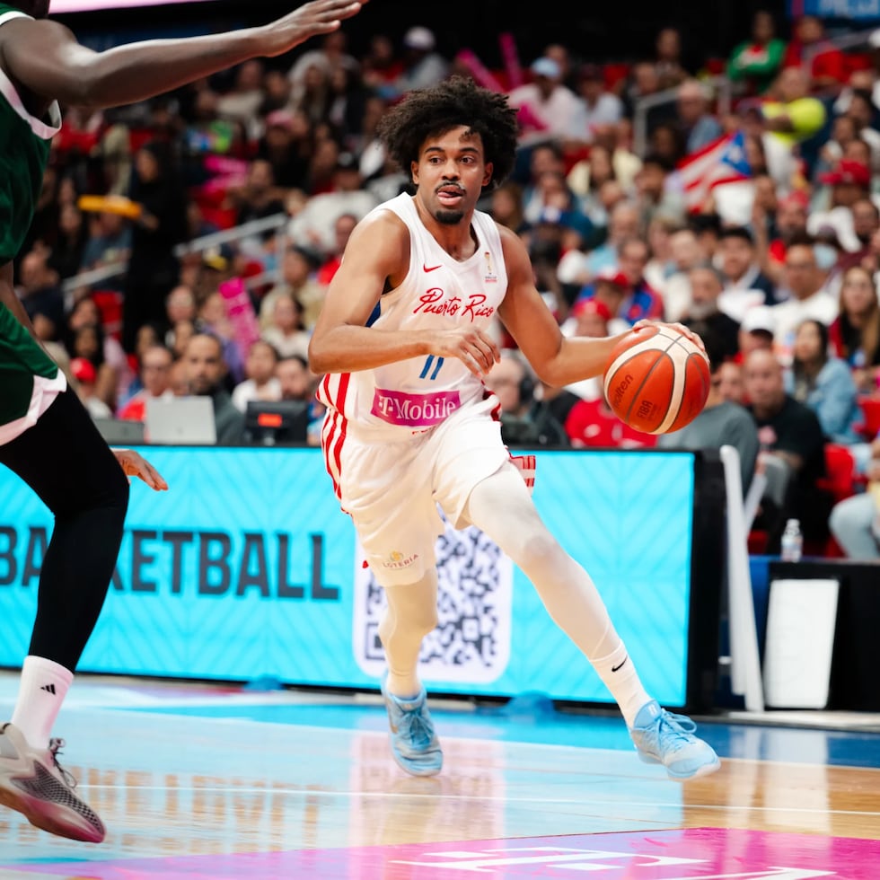 Stephen Thompson lideró la ofensiva de Puerto Rico el domingo con 18 puntos.