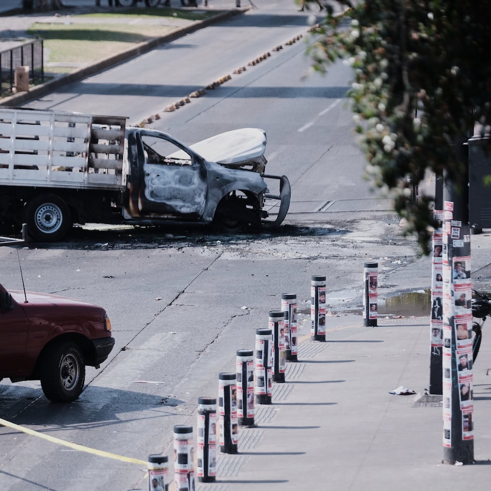 El Gabinete de Seguridad del Gobierno de México indicó en un comunicado que “se están atendiendo los bloqueos que se registran en algunas zonas de Jalisco producto de operativos realizados por instituciones federales”.