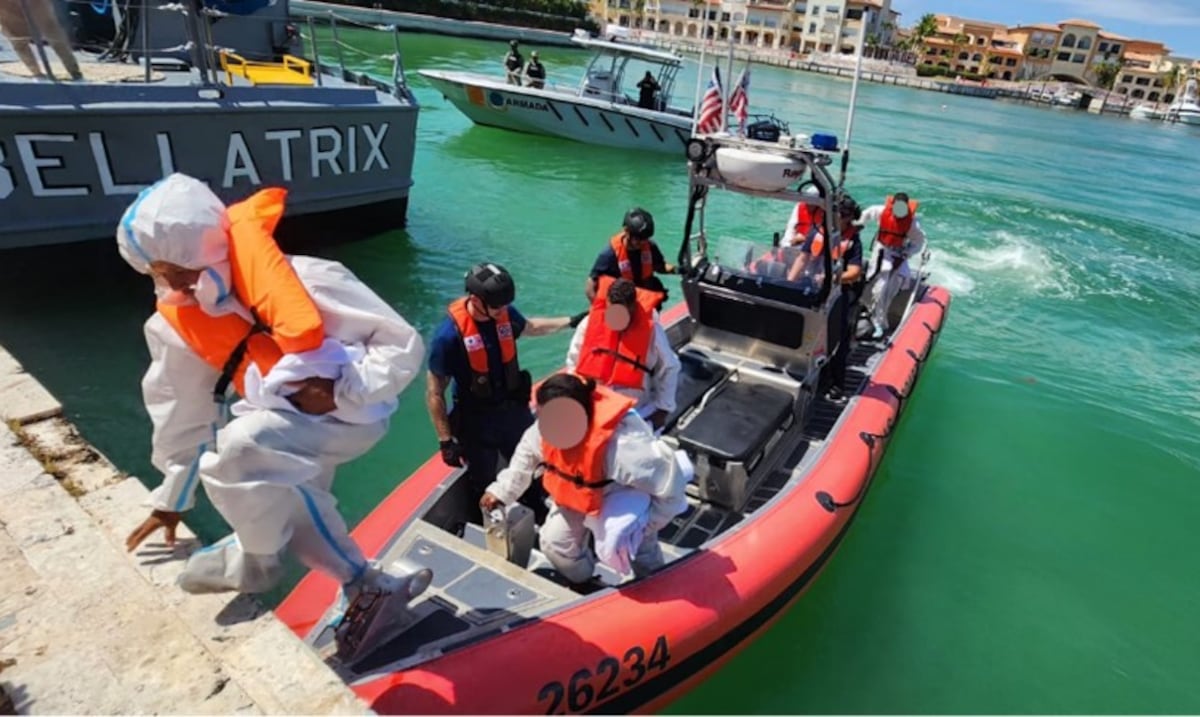 Viaje truncado en altamar: interceptan a 14 migrantes en la costa de Aguadilla