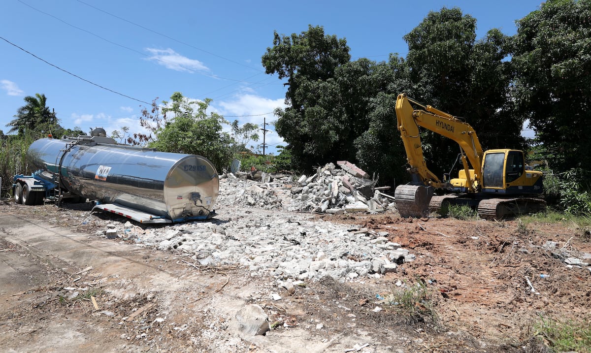 Vecinos de Puerto Nuevo se preparan para la canalización del río Piedras, proyecto de $1,000 millones