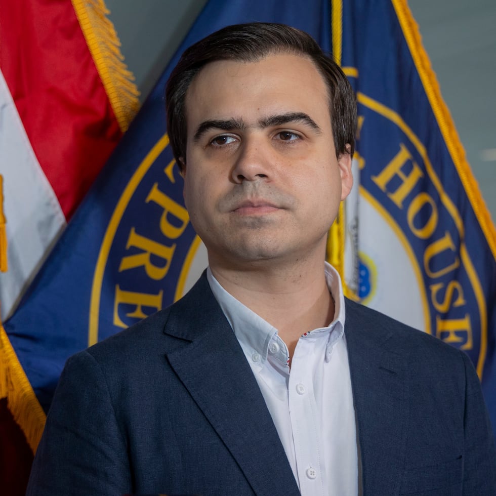 Hernández recordó que el Departamento de Energía ha actuado recientemente en torno a Puerto Rico, emitiendo declaraciones emergencia sobre el sistema eléctrico.