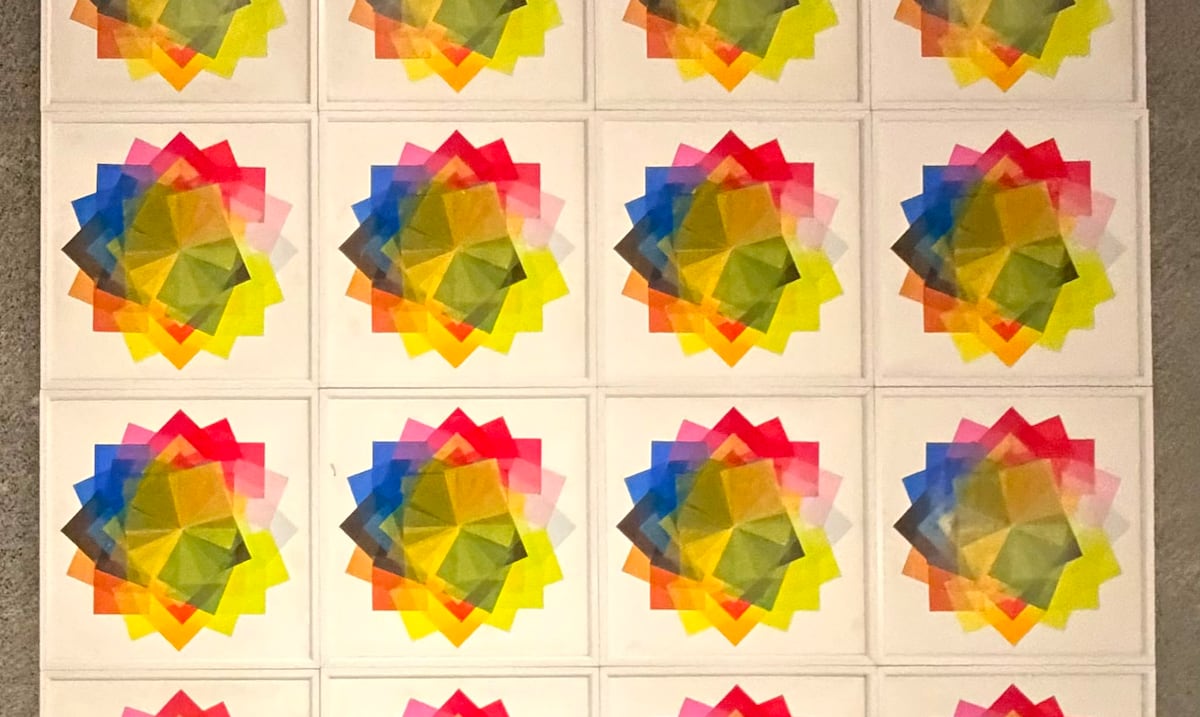 Exposición en Viejo San Juan une obras de Eli Barreto y Victor Vasarely en diálogo óptico