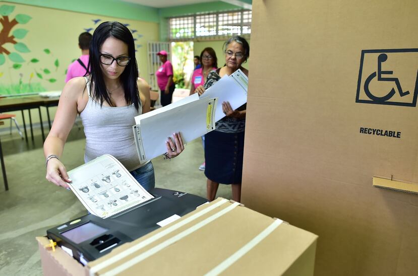Se determinó contar los votos marcados en blanco por la máquina de escrutinio electrónico. (Archivo / GFR Media)