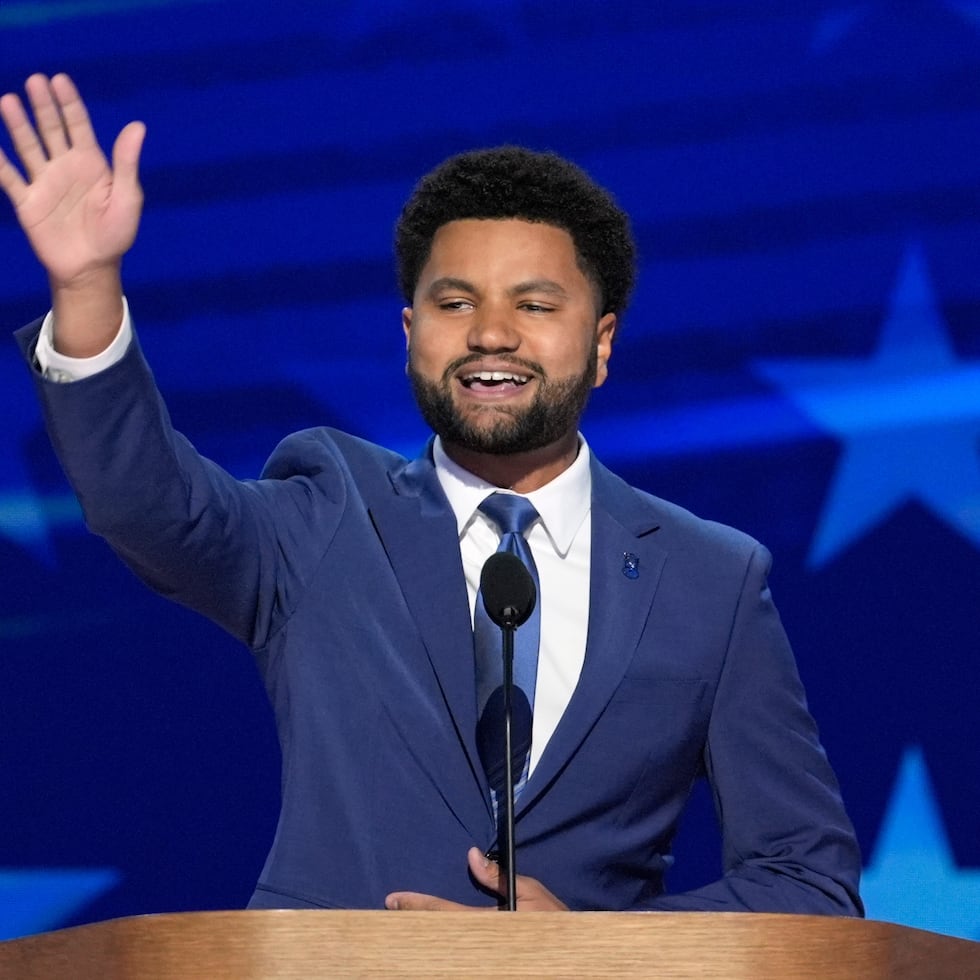 Maxwell Frost, el primer miembro de la Generación Z en el Congreso, agradeció a la seguridad del lugar y al Departamento de Policía de Park City por su ayuda.