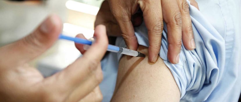 La vacuna anual contra la gripe es recomendada para todas las personas a partir de los seis meses de edad. (Archivo/ AP)