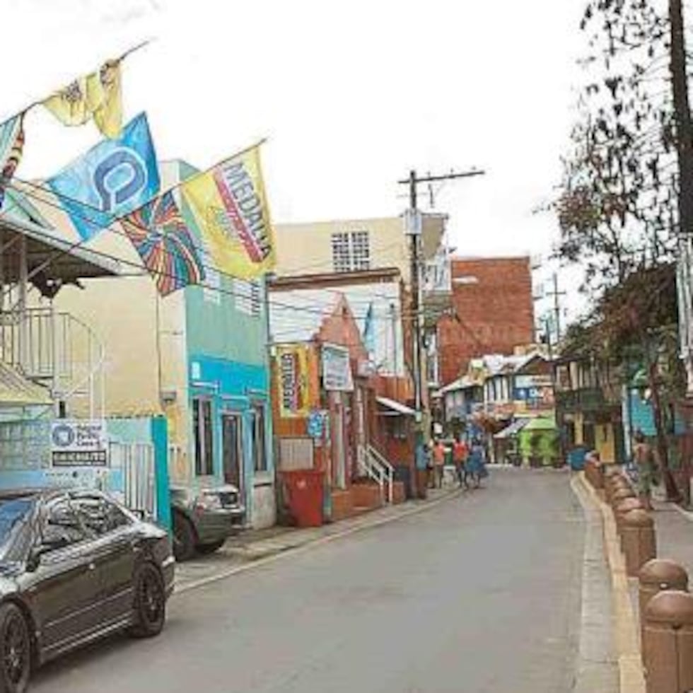 Vista parcial de una calle del poblado Boquerón