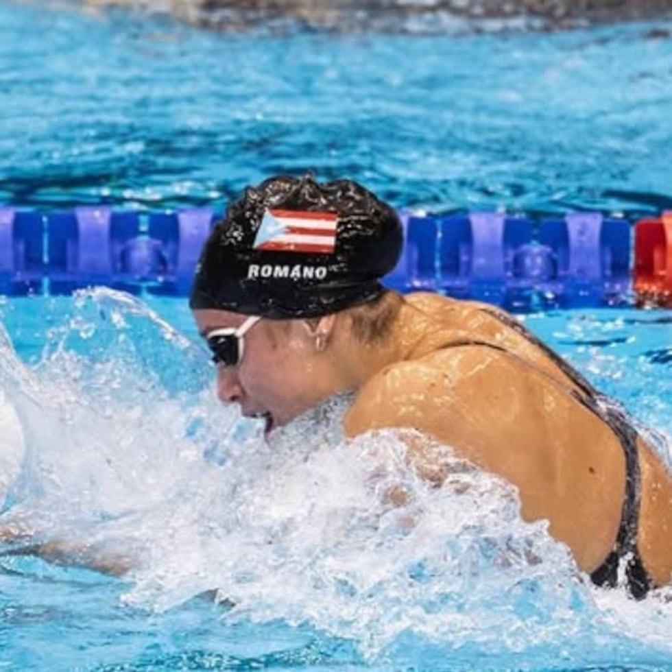 Kristen Romano won her eighth medal at the Central American and Caribbean Games by taking first place in the 200-meter individual medley with a time of 2:12.16 minutes.