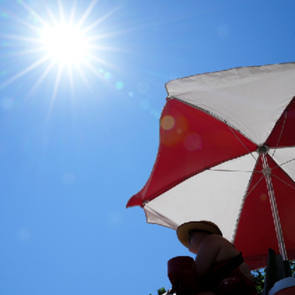 La meteoróloga Lee Ann Inglés anticipó que el “cielo estará nublado, pero el Sol va ir calentando, así que las temperaturas estarían uno a dos grados por encima de lo normal”.