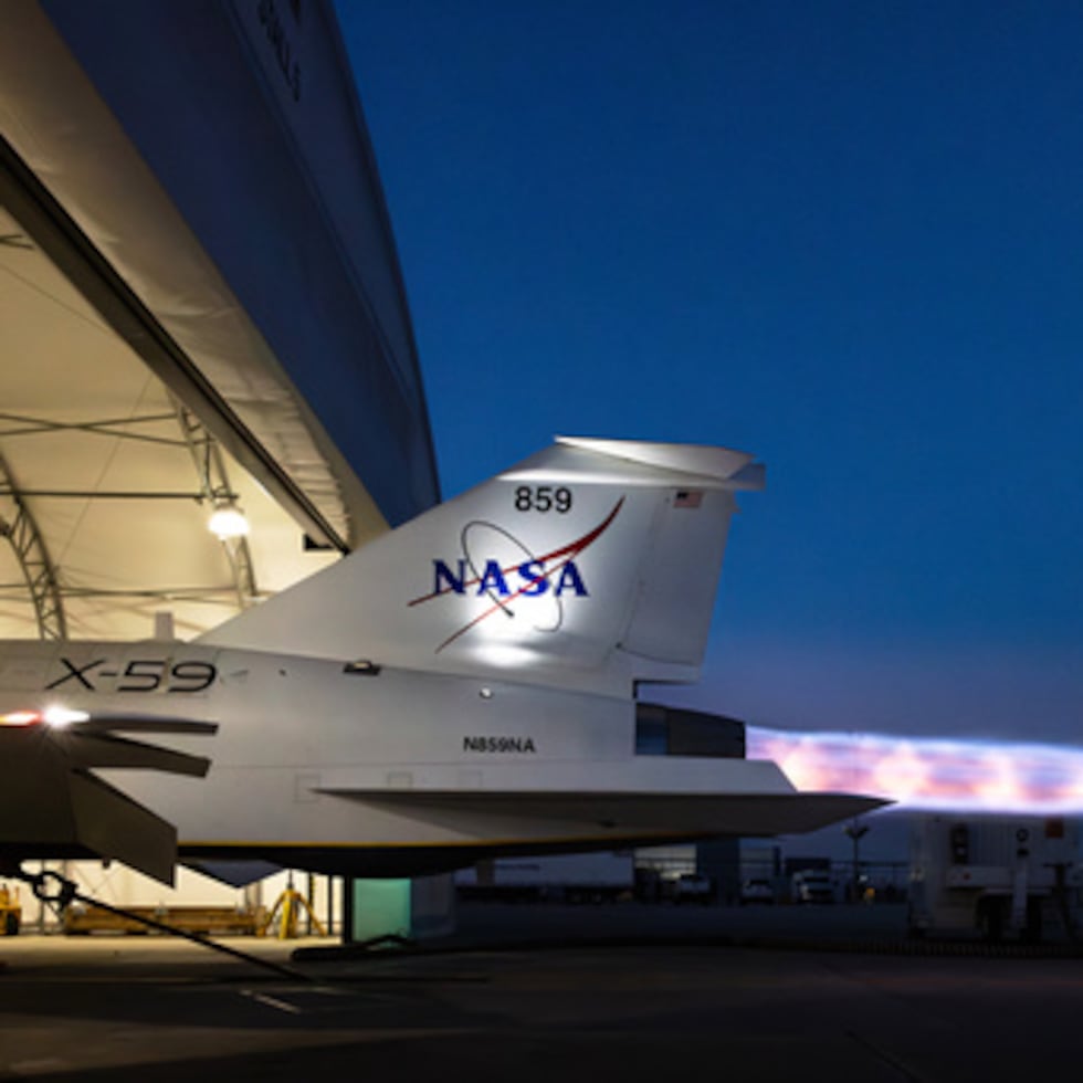 La NASA y el fabricante de armas y aeroespacial de Estados Unidos, Lockheed Martin, probaron con éxito un jet el martes que es capaz de viajar más rápido que la velocidad del sonido.