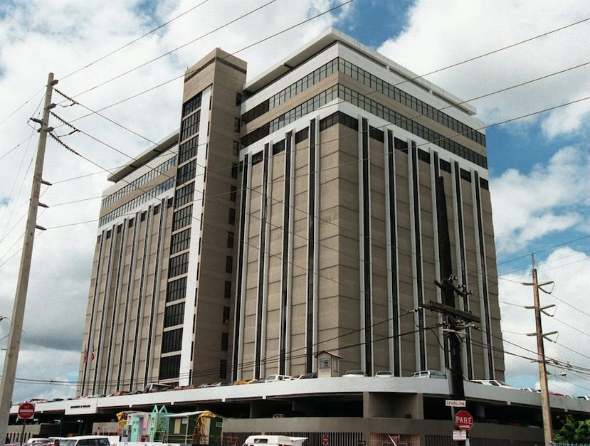 El portafolio de propiedades en controversia dentro del pleito entre ERS e Integrand incluye el edificio en Hato Rey que servía como la oficina central del Departamento de Educación y ahora alberga al Departamento de Corrección y Rehabilitación. (GFR Med