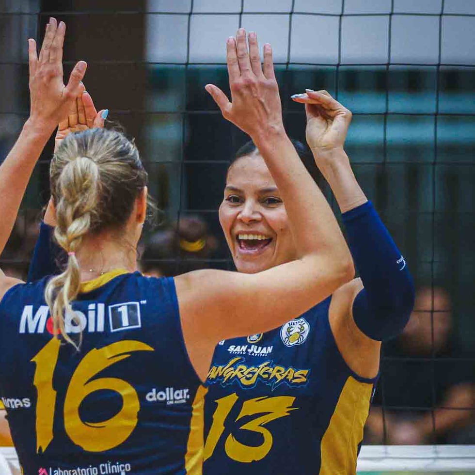 Las Cangrejeras continúan perfectas en el Voleibol Superior Femenino.