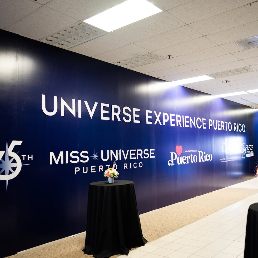 Fotos de Miss Universe Experience en Plaza Las Américas.