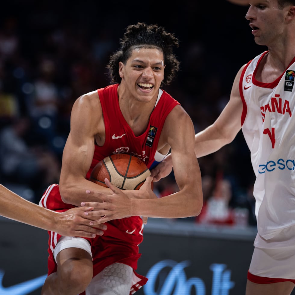 Felipe Quiñones en acción durante el pasado Mundial de FIBA Sub-17 en 2024.