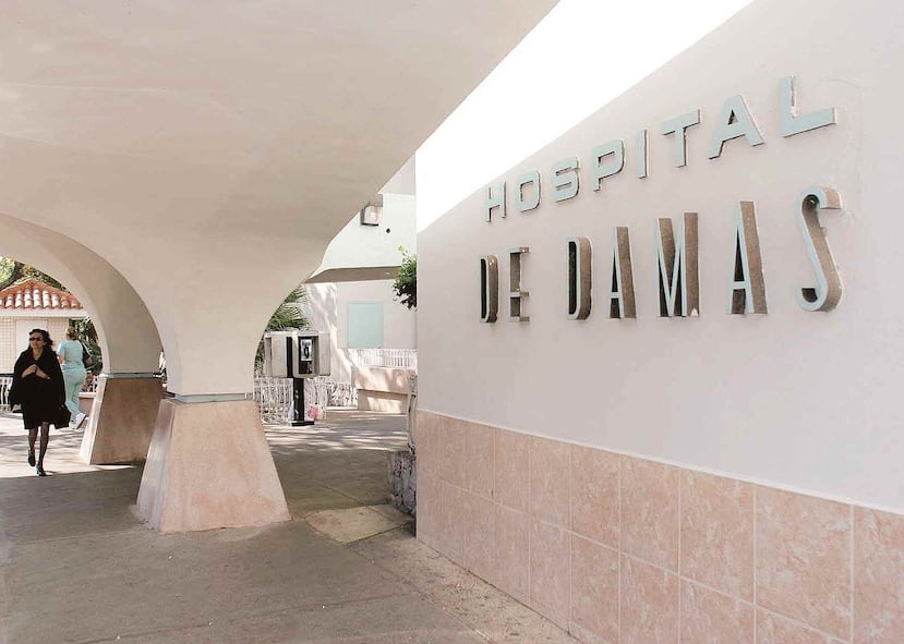 El hombre fue transportado por paramédicos de Emergencias Médicas Municipales al Hospital Damas de Ponce para ser evaluado por el médico de turno. (GFR Media)