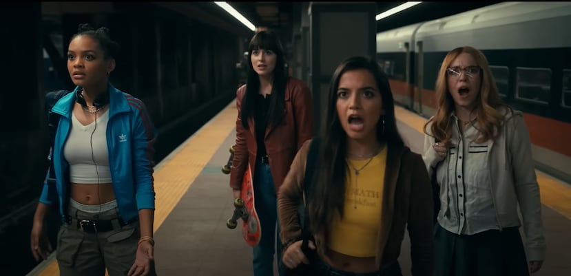 "Madame Web" está protagonizada, de izquierda a derecha, por Celeste O'Connor, Dakota Johnson, Isabela Merced y Sydney Sweeney.