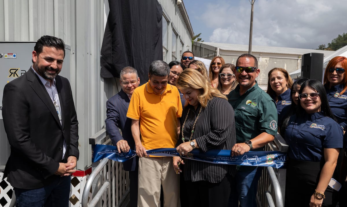 Jennifer González inaugura centro de servicios para personas con discapacidad en Utuado