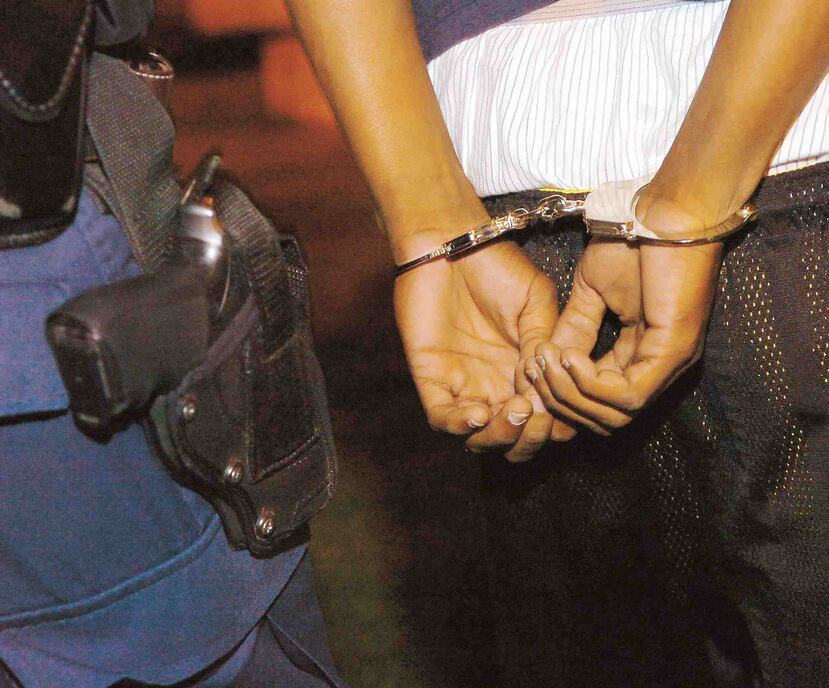 Al menor se le ocuparon 66 cápsulas de crack, dos bolsitas con cocaína y $297 en efectivo. (Archivo / GFR Media)