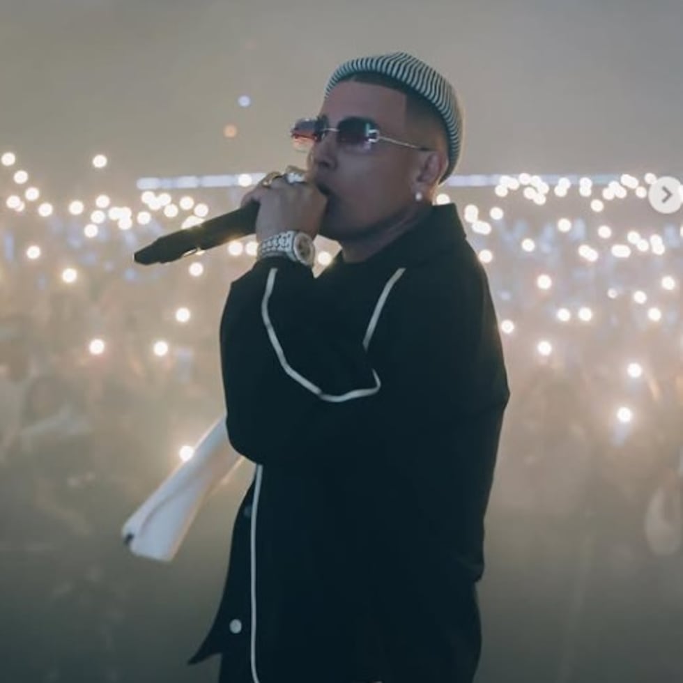 Cosculluela tenía un concierto en Chile, en el marco de su gira “Coscu Latam Tour”.