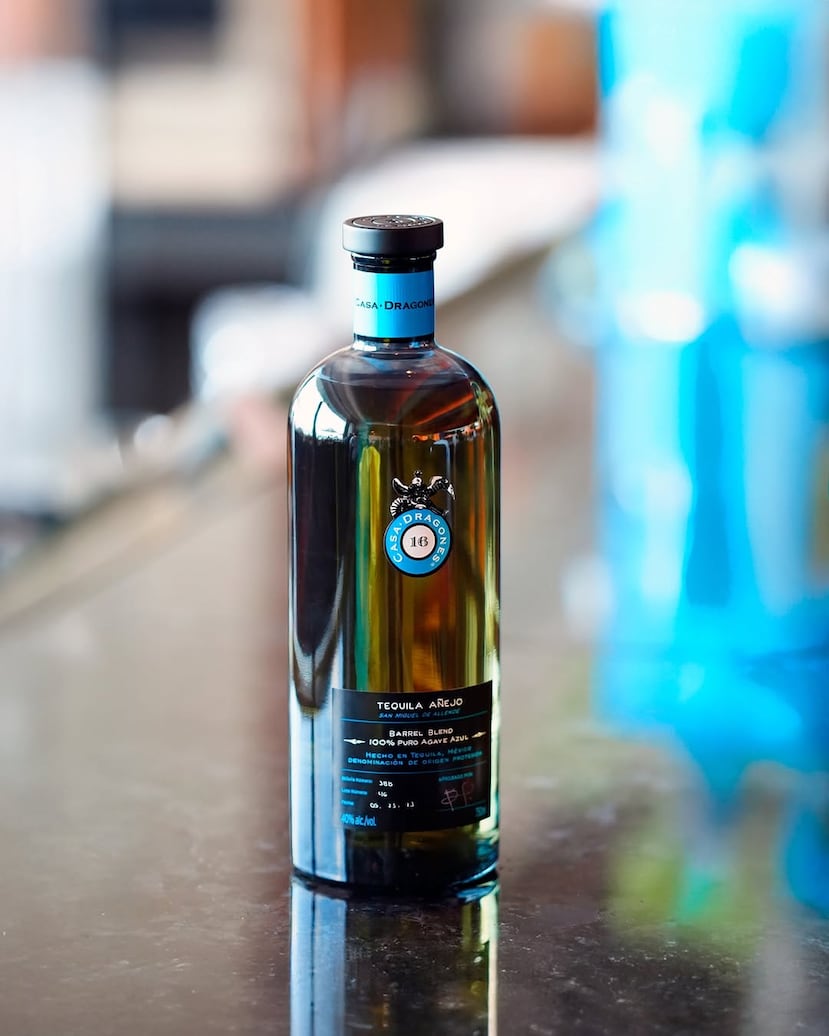 Tequila añejo de Casa Dragones.