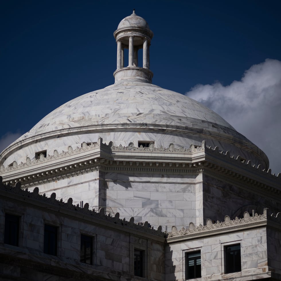 Los cuerpos legislativos no han logrado coincidir en el lenguaje de la medida de La Fortaleza que autoriza la confección de tablillas alusivas al 250 aniversario de Estados Unidos.