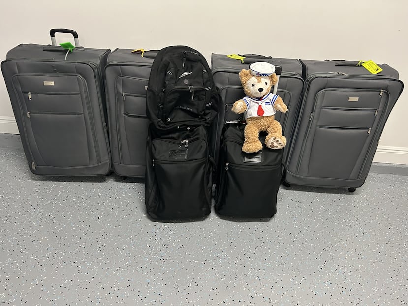 Para darle la vuelta alrededor del mundo, hay que preparar bastante equipaje.