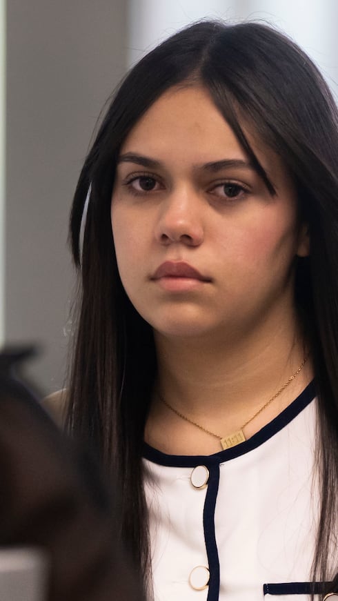 Además de repetir testigos del primer juicio, la Fiscalía de Aibonito solicitó un desglose de los exhibits de evidencia documental usada contra Cabrera.