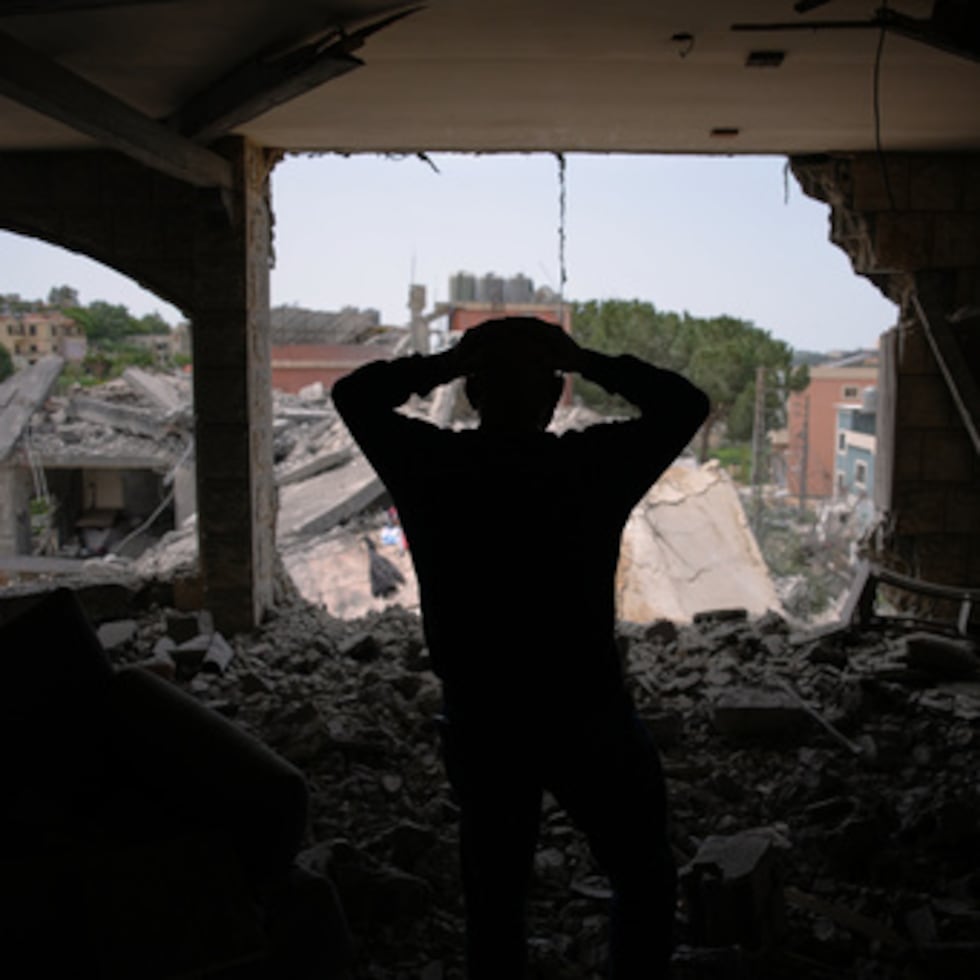 A finales de marzo, un ataque israelí contra un vehículo en Jezzine, también en el sur del Líbano, mató a un conocido reportero de la televisión Al Manar, una periodista del canal Al Mayadín y un camarógrafo.