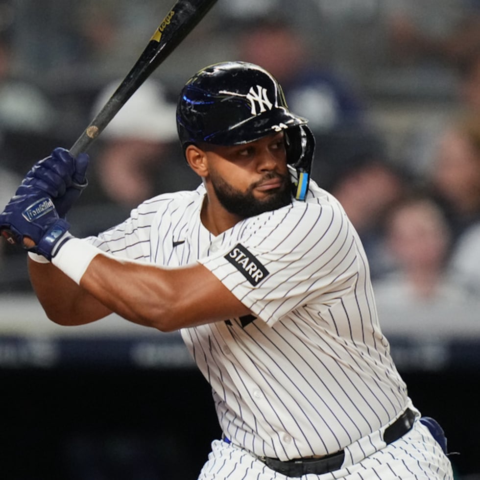 Heliot Ramos batea apenas para .083 en sus primeros juegos con los Yankees.