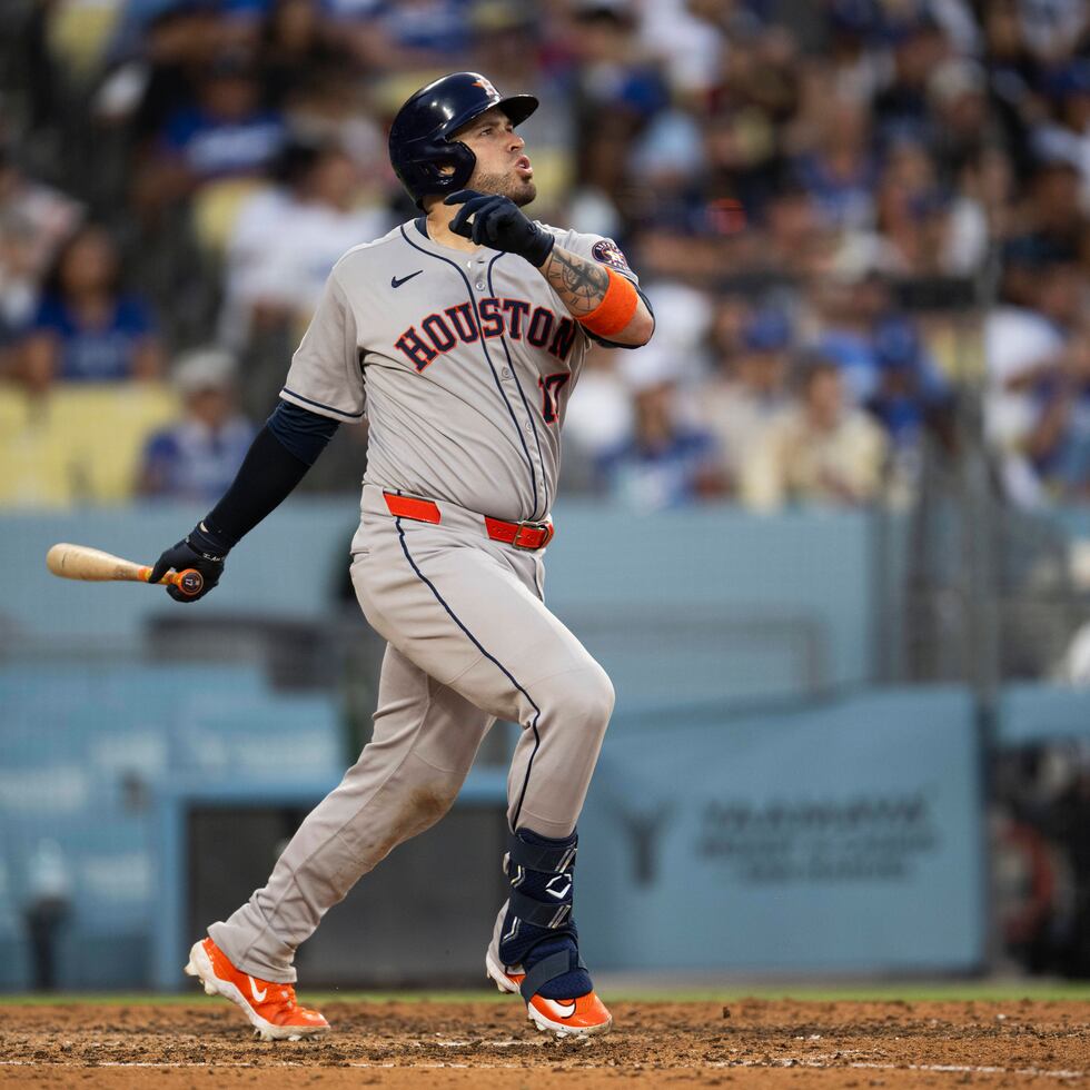 Víctor Caratini viene de jugar dos años con los Astros de Houston.