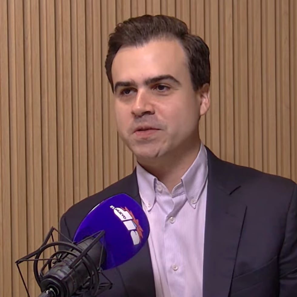 El comisionado residente Pablo José Hernández Rivera dijo que no estaría haciendo comentarios sobre los familiares de sus rivales políticos.