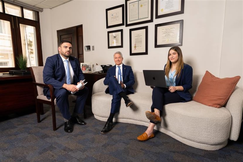 La trayectoria acumulada en negocios, tribunales y Gobierno le brinda al bufete Maceira Zayas una amplia gama de acción.