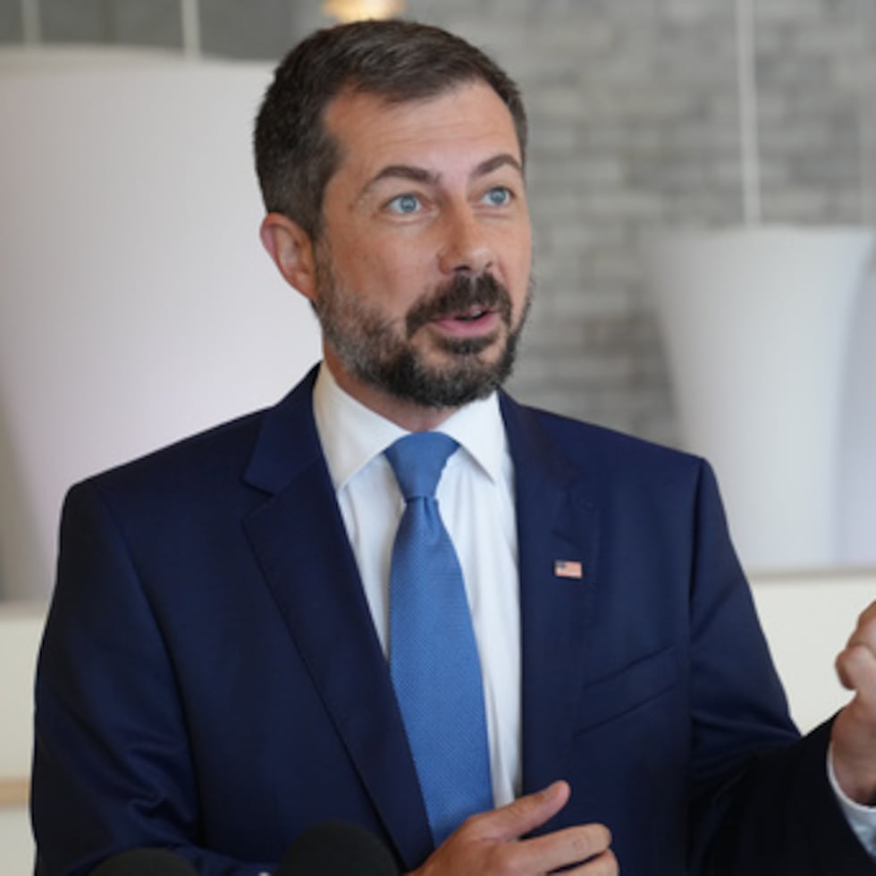 Pete Buttigieg regresa a Carolina del Sur y evalúa postularse por segunda vez a la Casa Blanca