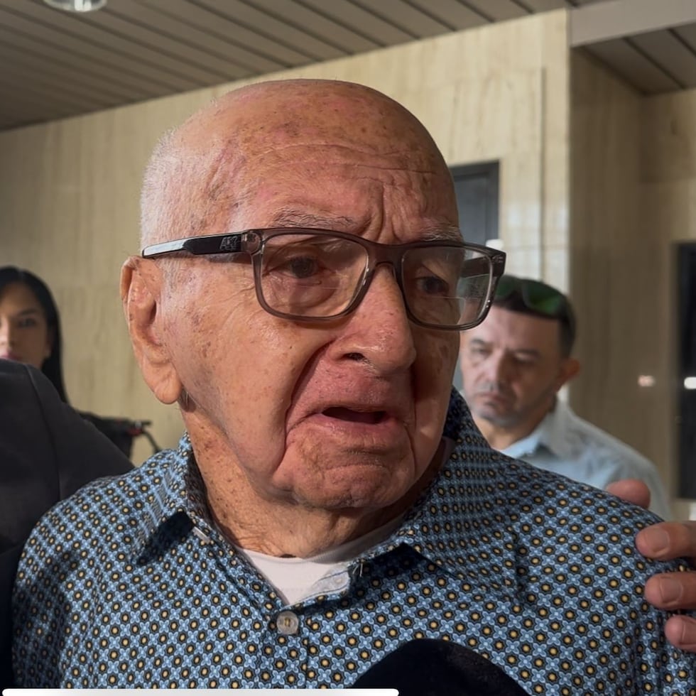 Pedro González de León, de 91 años, enfrenta cargos por violaciones a la Ley para la Prevención e Intervención con la Violencia Doméstica.