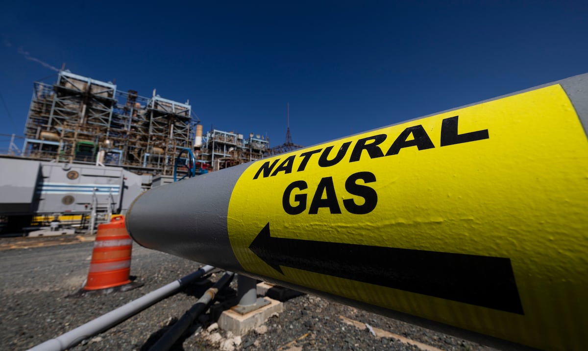 Completion of the gas pipeline between San Juan and the Palo Seco plant to be completed by December