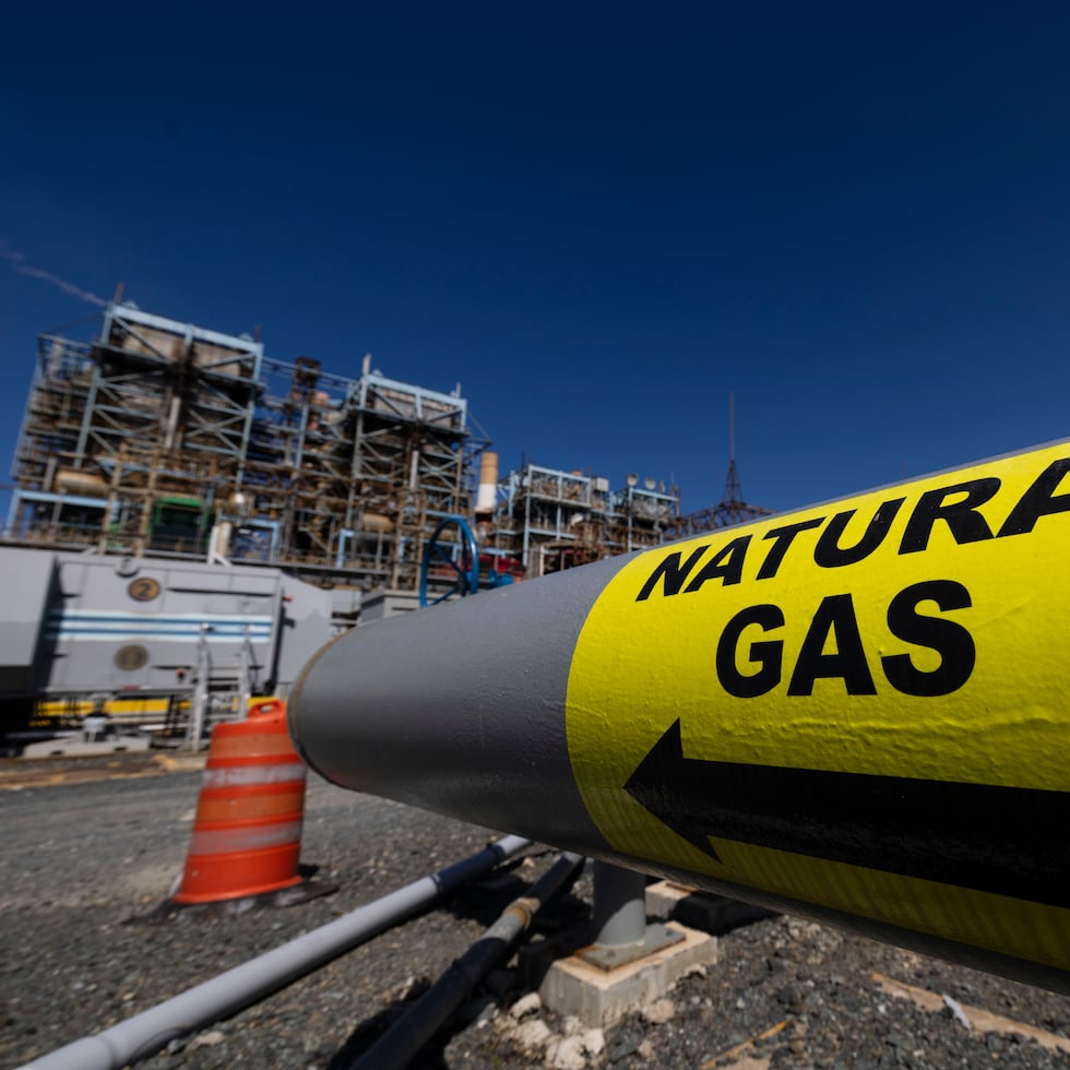 The pipeline will interconnect the terminal managed by New Fortress Energy, in the capital’s bay, with Palo Seco.