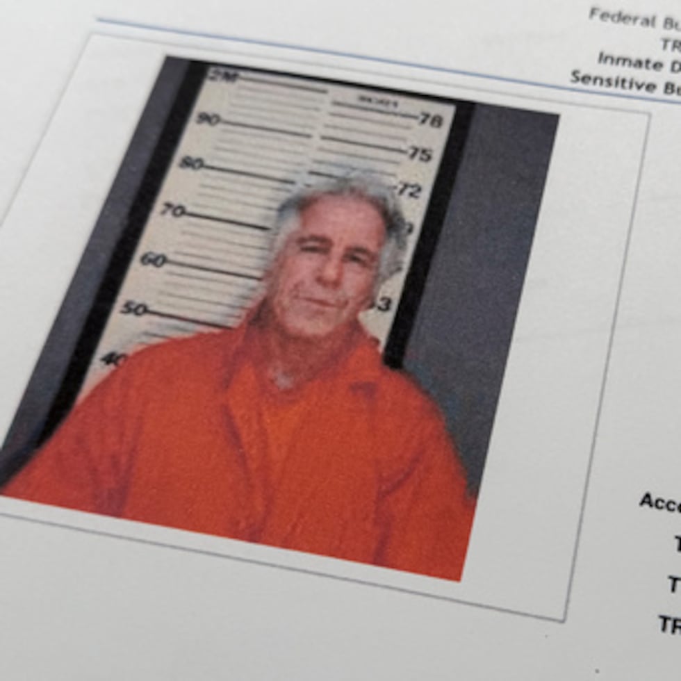 El pasado 30 de enero el Departamento de Justicia de Estados Unidos divulgó cerca de tres millones de documentos, 2,000 videos y 180,000 imágenes vinculadas al caso Epstein.