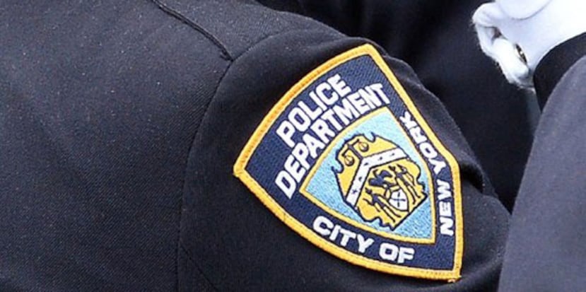 Los detectives descubrieron un cuchillo y placenta en el edificio de apartamentos cuando respondieron a una llamada de emergencia del novio de la víctima. (Archivo)