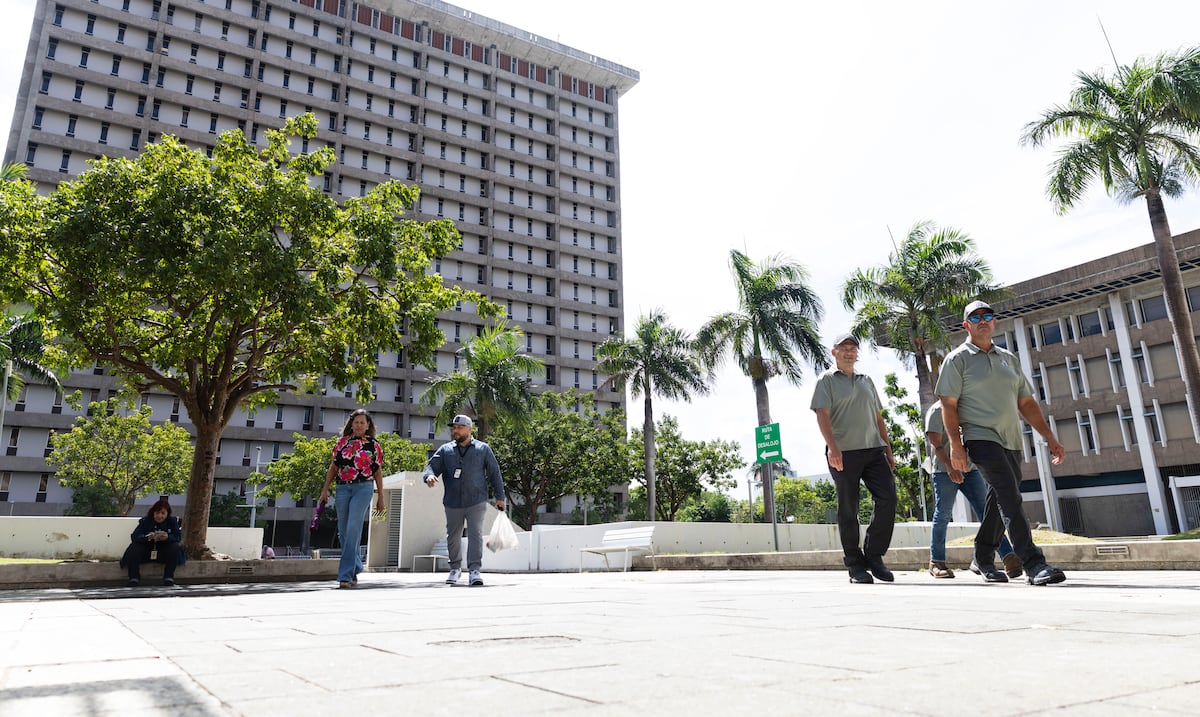 Nuevas reglas para aumentos salariales en el gobierno entran en vigor hoy